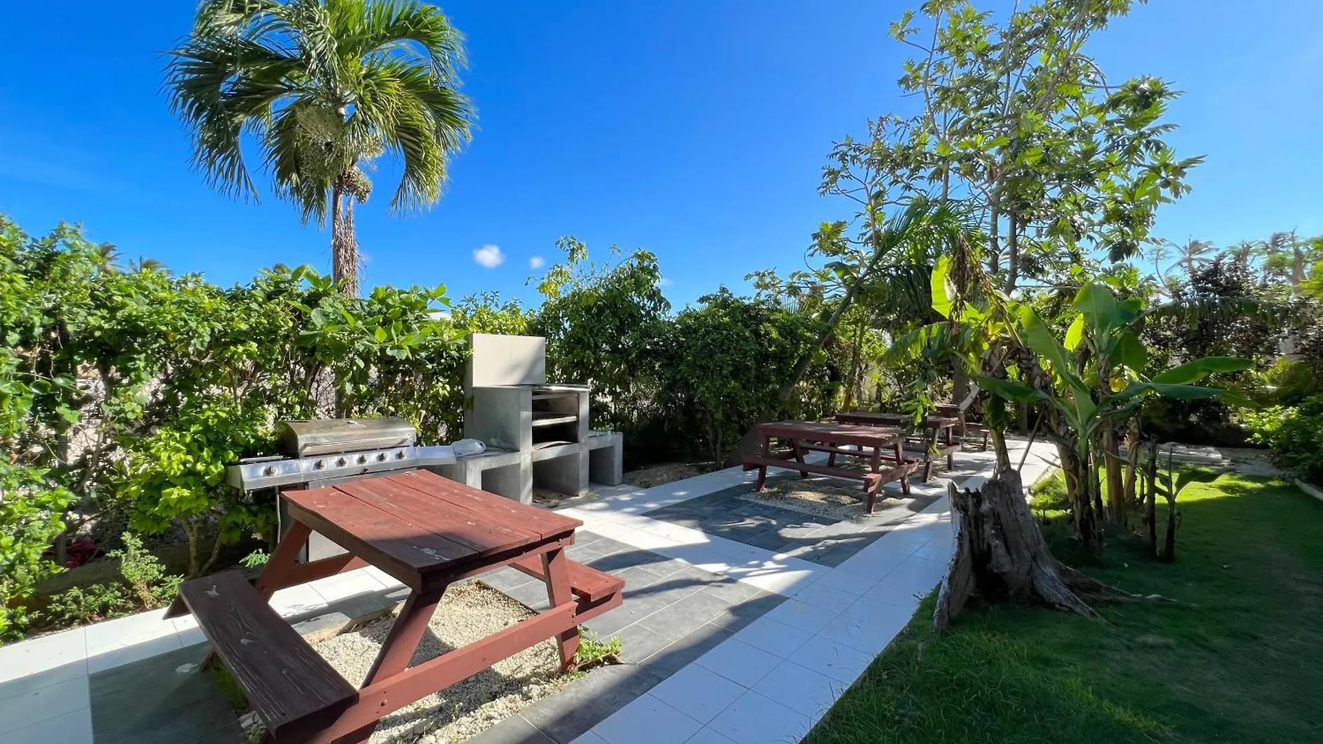 Sol Caribe Suites - Playa Los Corales - Beach Club, Wifi, Swimming Pool Punta Cana 5*,  Dominican Republic