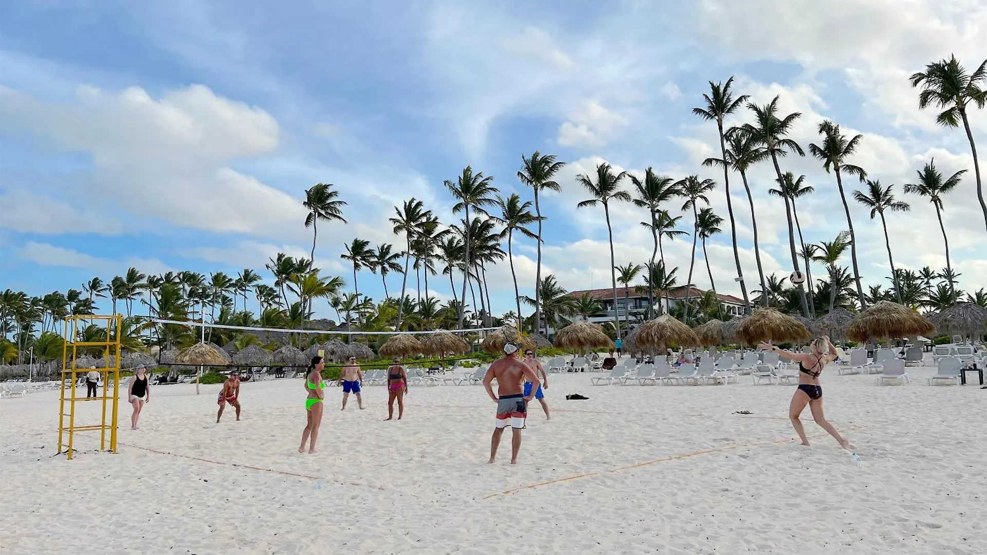 Sol Caribe Suites - Playa Los Corales - Beach Club, Wifi, Swimming Pool Punta Cana