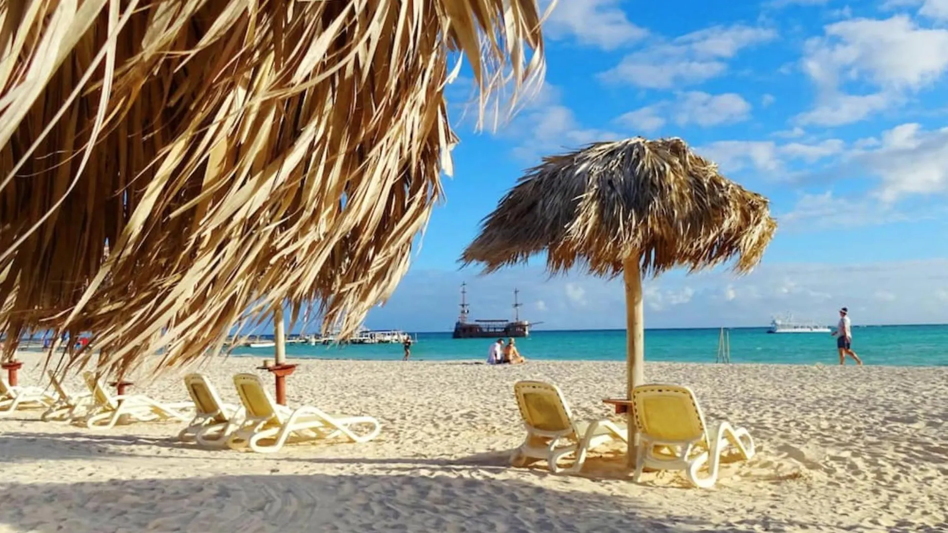 Sol Caribe Suites - Playa Los Corales - Beach Club, Wifi, Swimming Pool Punta Cana