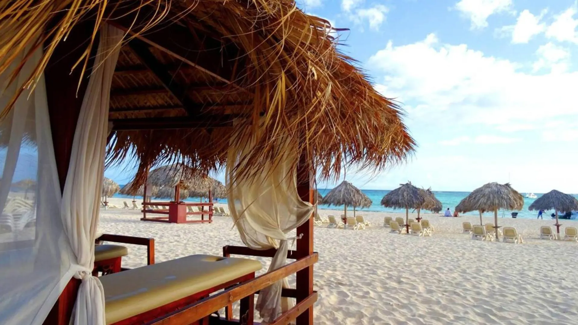 Sol Caribe Suites - Playa Los Corales - Beach Club, Wifi, Swimming Pool Punta Cana 5*,