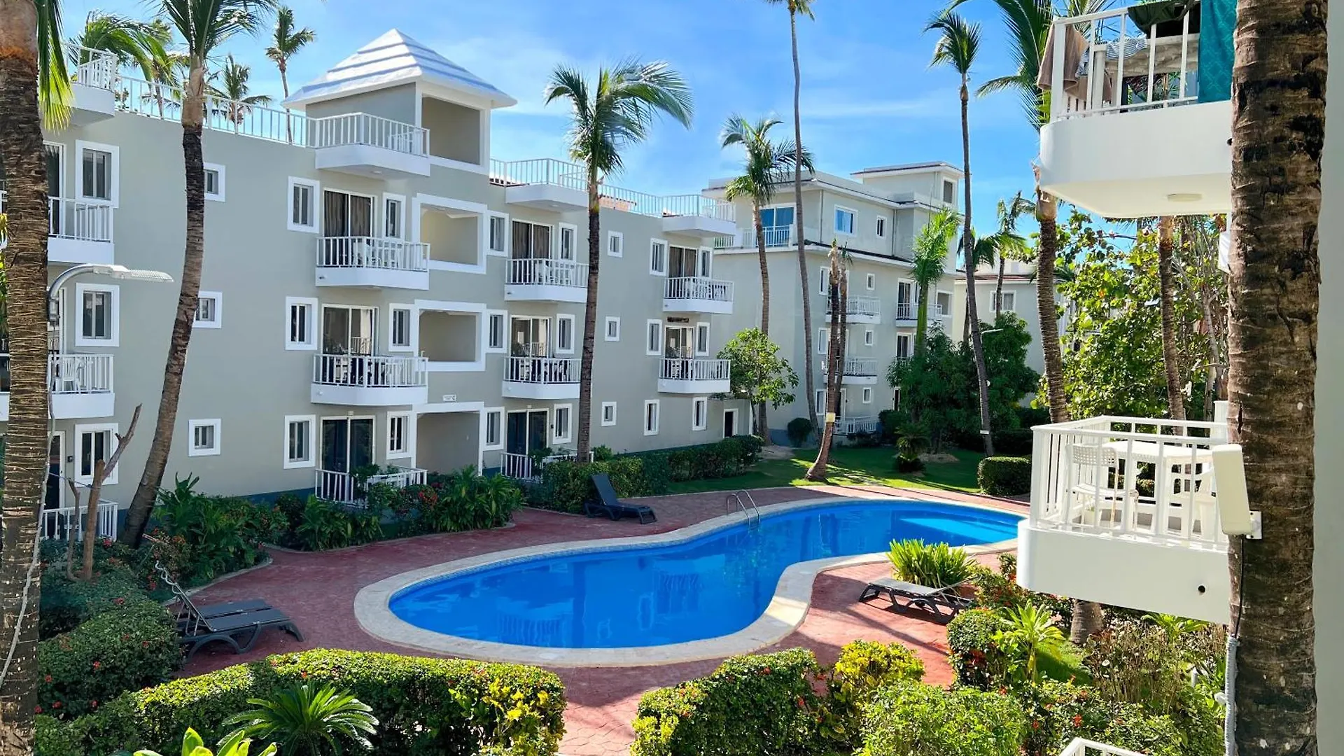 Sol Caribe Suites - Playa Los Corales - Beach Club, Wifi, Swimming Pool Punta Cana